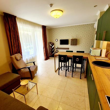 Sakura_Inn Palanga Ngoại thất bức ảnh
