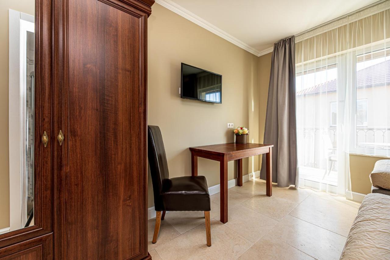 Sakura_Inn Palanga Ngoại thất bức ảnh